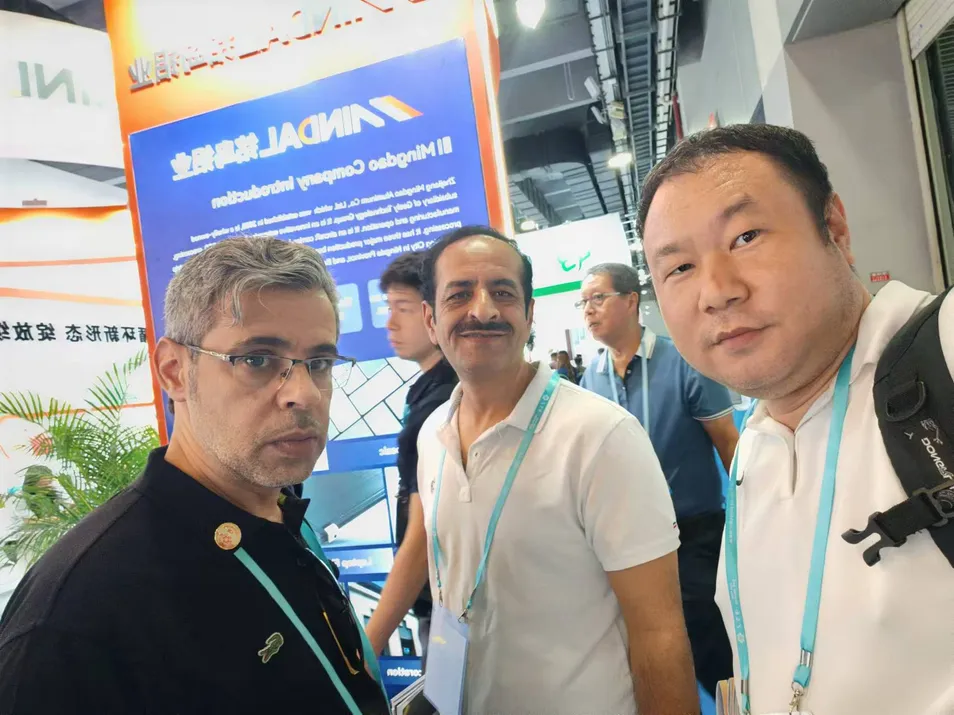 CAS 110-01-9 Dust-Proof Epoxy Floor Paint for Warehouse Factory Concrete Environment